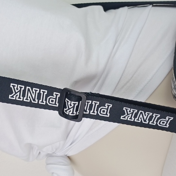 ♥️SOLD♥️PINK VICTORIA'S SECRET Gray & Black Cool Crossbody Utility Bag Like New! - Picture 3 of 12